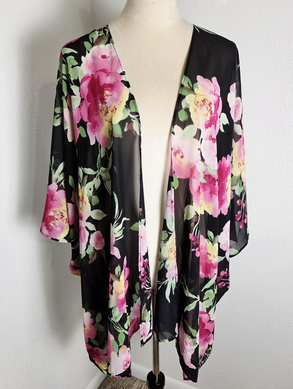 Emerald Black Waterfall Kimono with Pink & Mint Green Floral Print, One Size - Picture 8 of 10